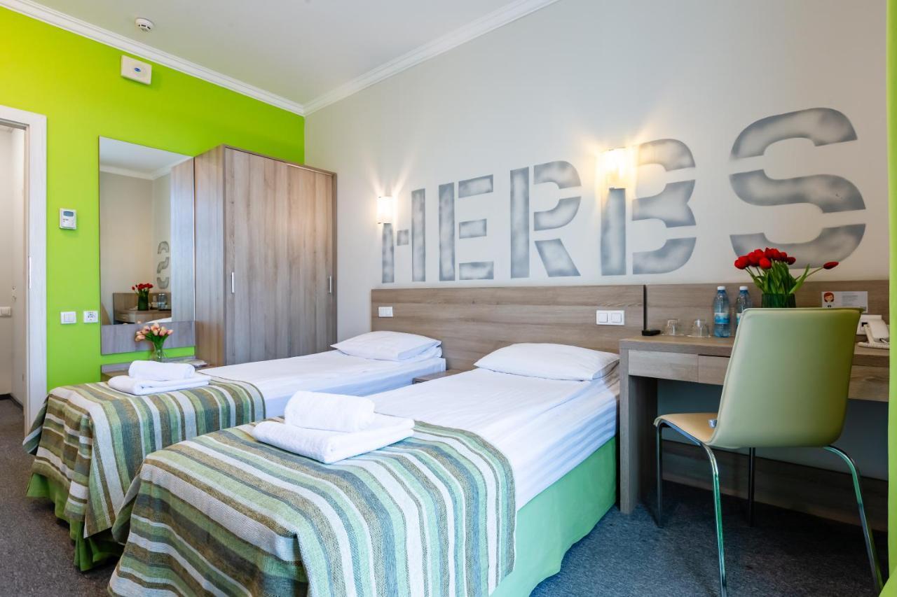 Practicotel Kiev Luaran gambar