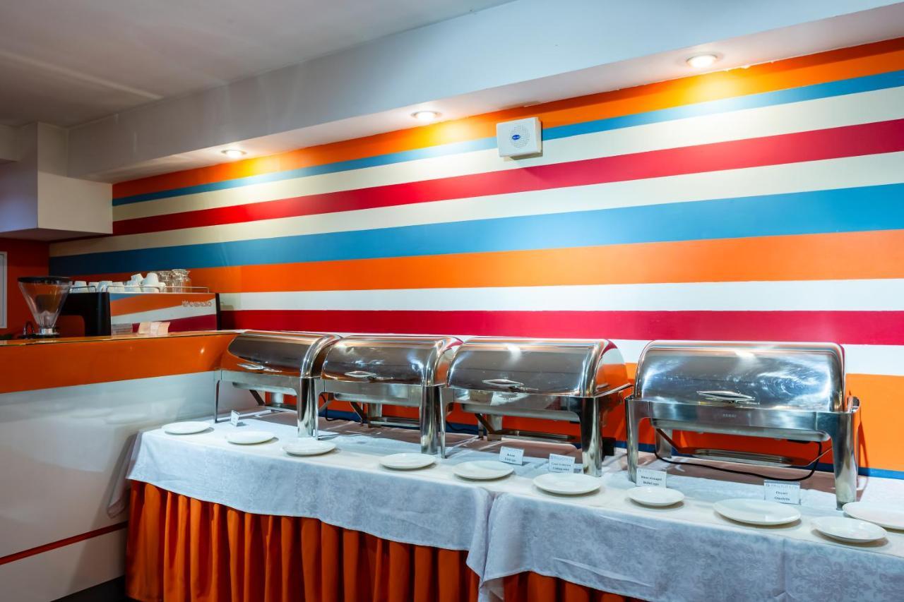Practicotel Kiev Luaran gambar
