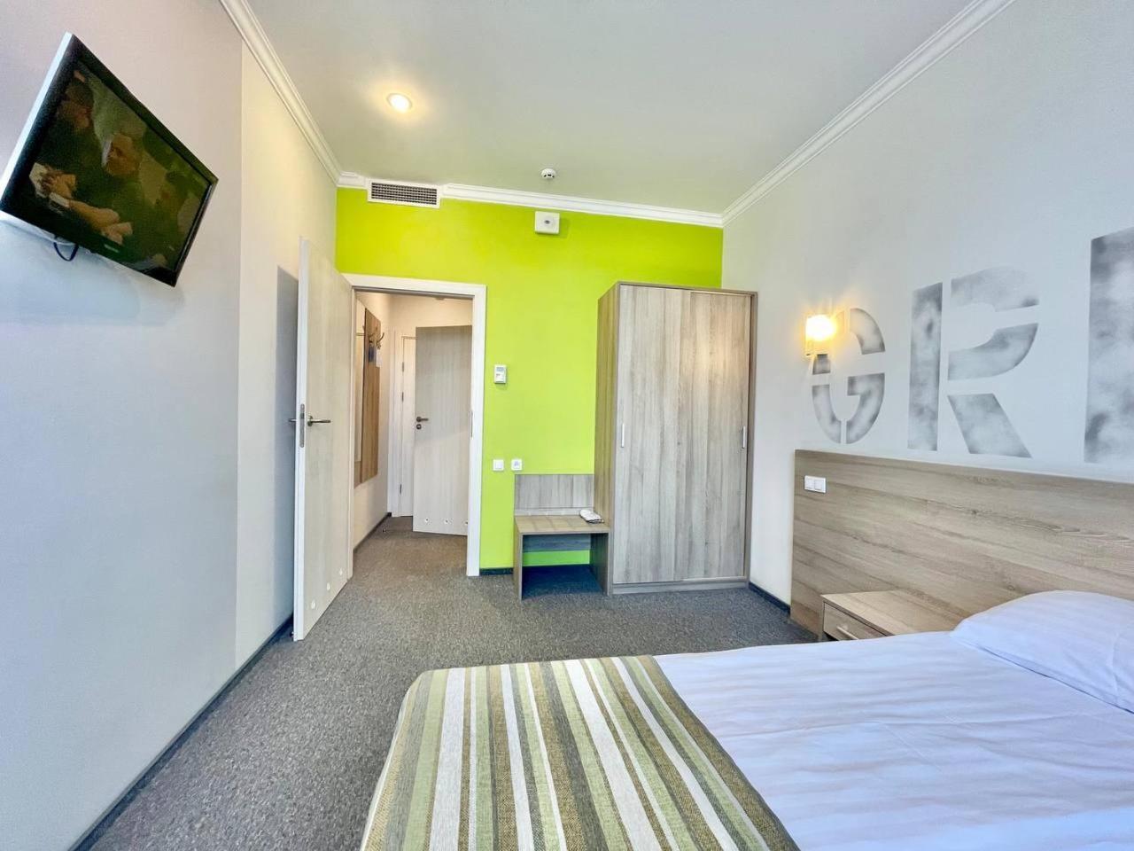 Practicotel Kiev Luaran gambar