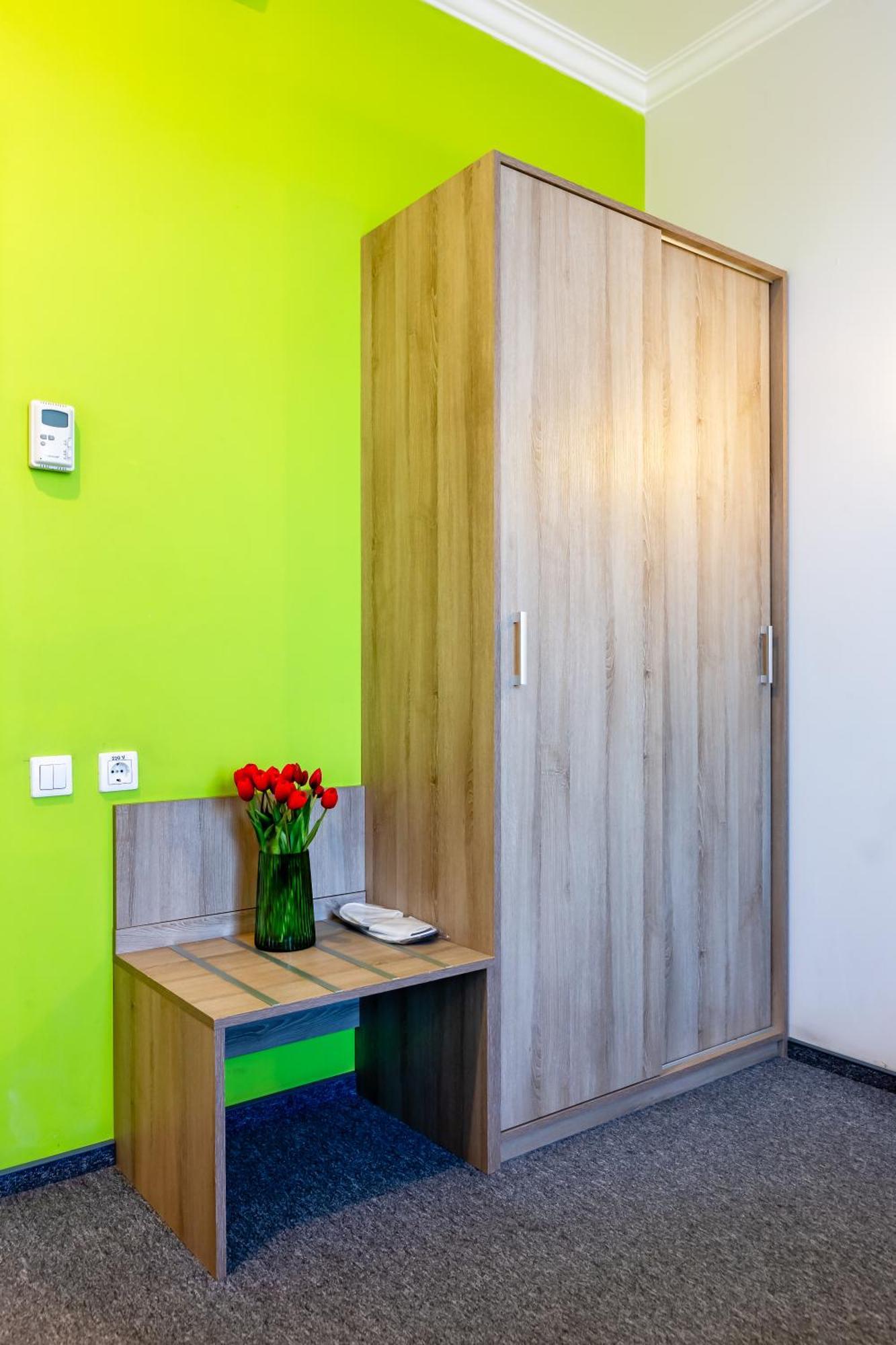 Practicotel Kiev Luaran gambar