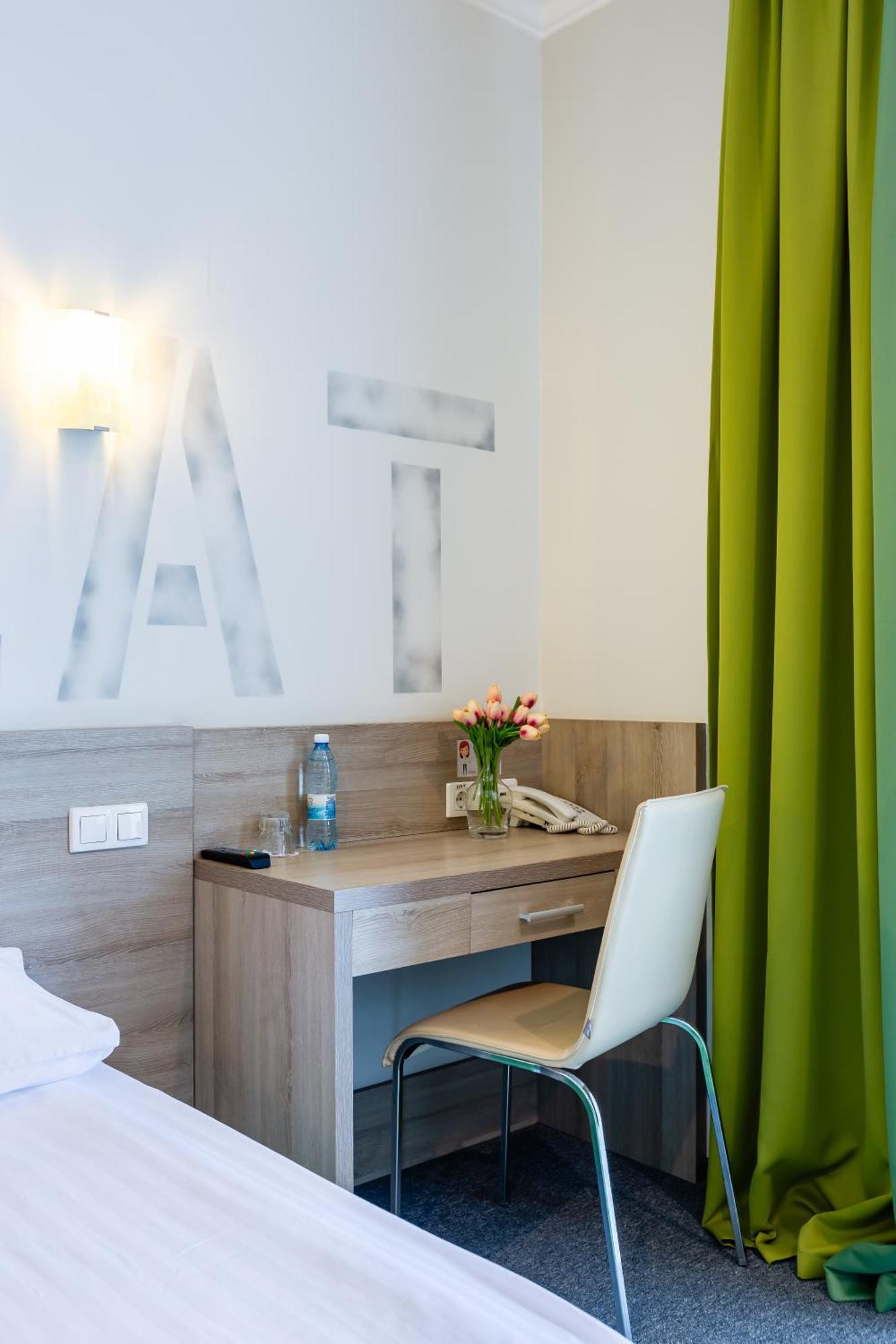 Practicotel Kiev Luaran gambar